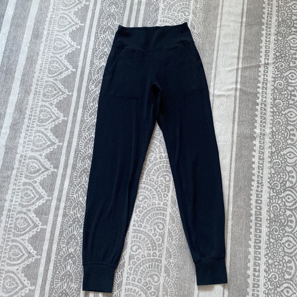 Lululemon Align Jogger 28" - Picture 6 of 14